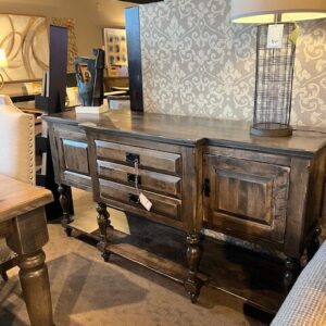 Canadel Champlain buffet