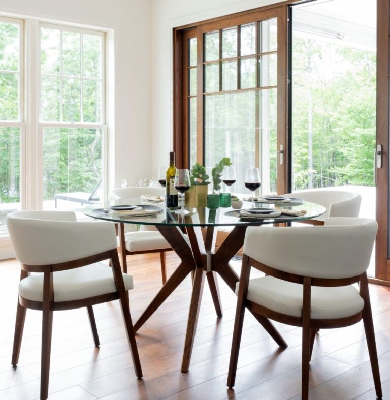 Canadel Downtown Collection 5 – Customizable Dining